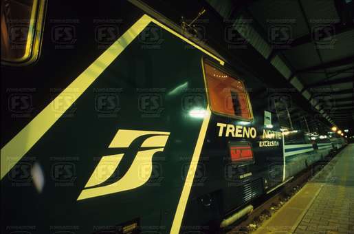 DIA_000440N_EOS.jpg DIA_000440N_EOS.jpg